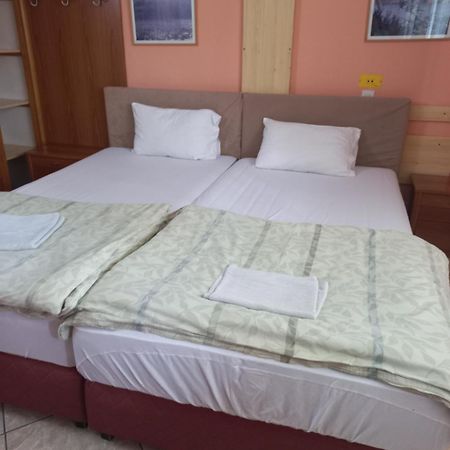 Hostel Bata Kanjiža Екстериор снимка