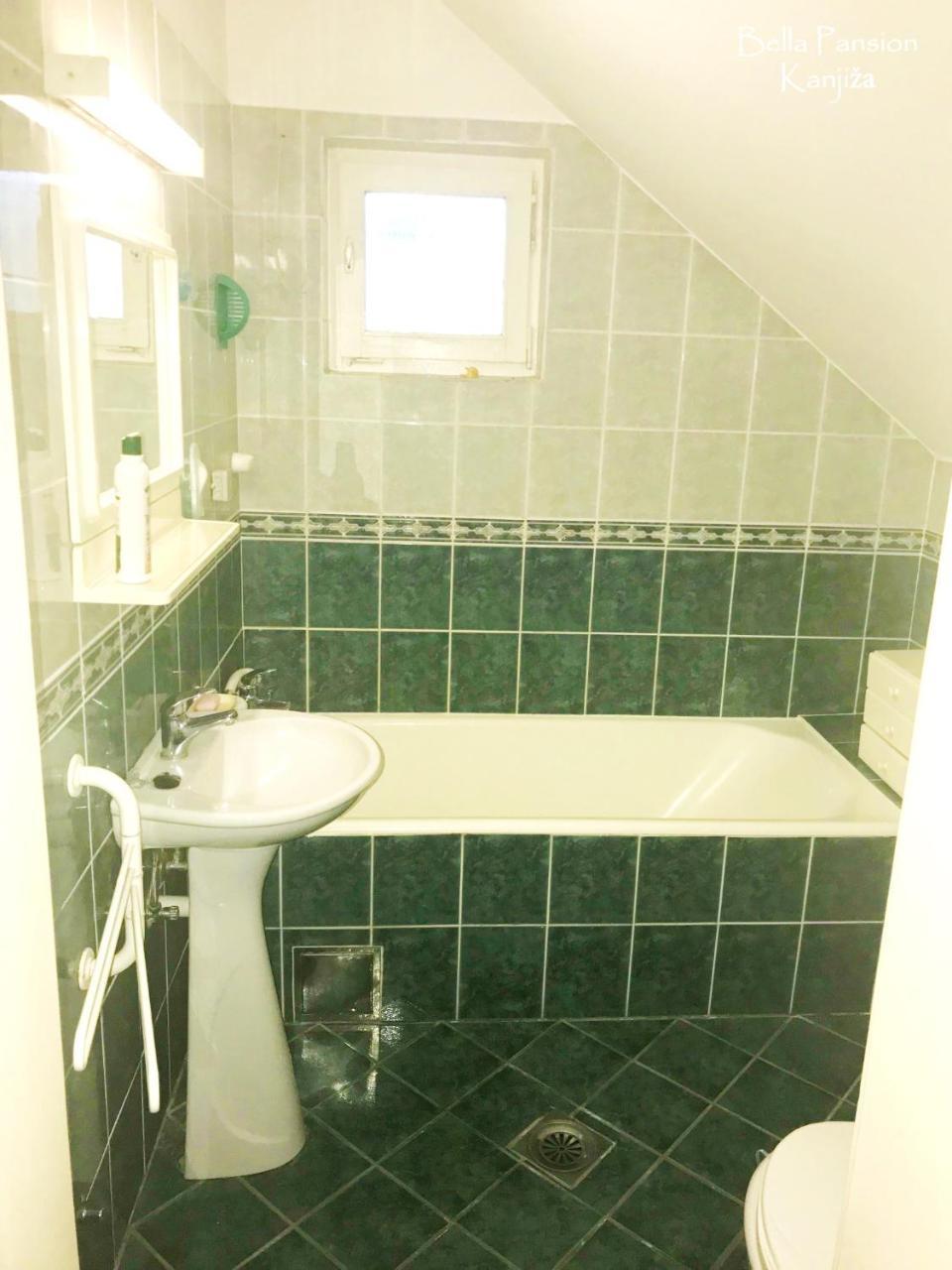 Hostel Bata Kanjiža Екстериор снимка