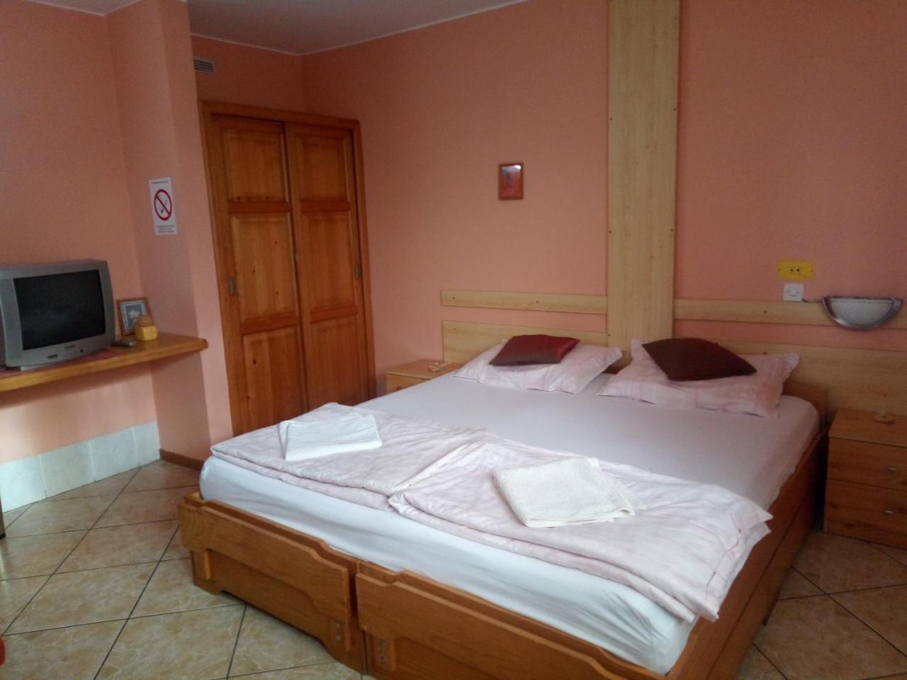 Hostel Bata Kanjiža Екстериор снимка