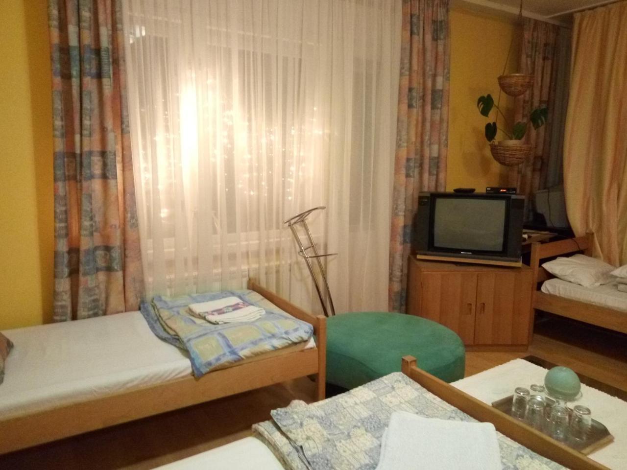 Hostel Bata Kanjiža Екстериор снимка